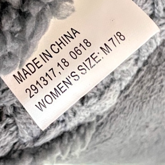 Wisconsin Badgers Gray & Red Fur Lined Knit Booties Women’s Size Medium (7/8) - Picture 11 of 11